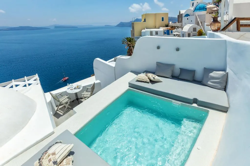 General view, Diamond Luxury Suites, Santorini