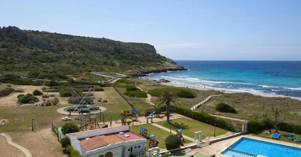 Sports and Entertainment, Sol Milanos Pinguinos, Menorca