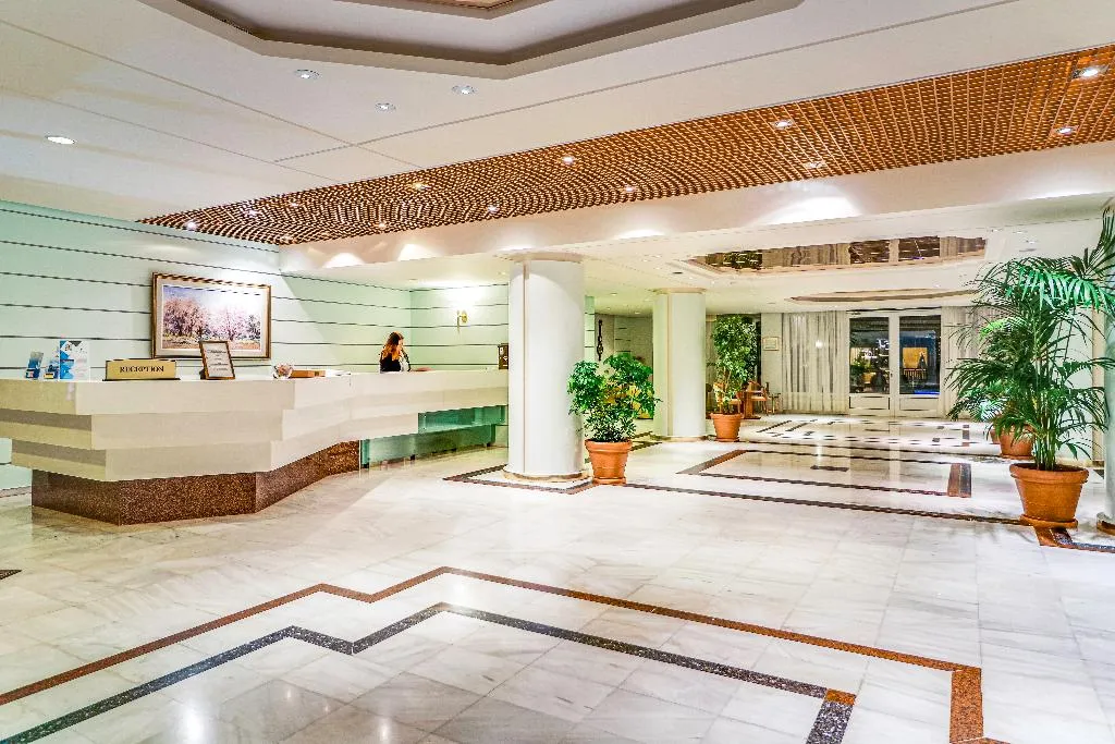 Lobby, Creta Royal, Crete