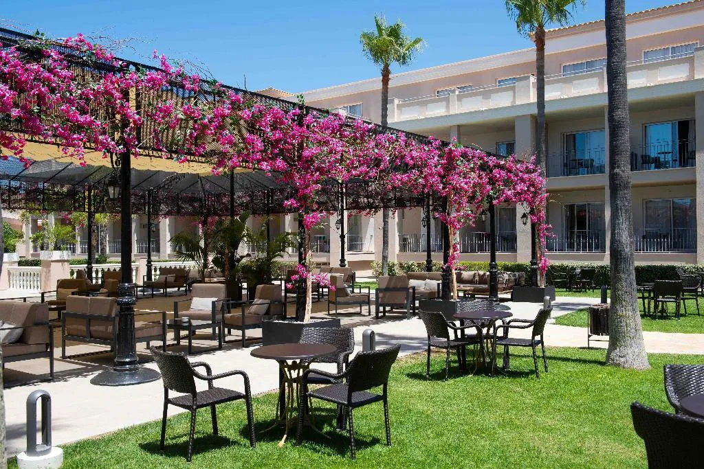 Terrace, Valentin Sancti Petri, Costa De La Luz