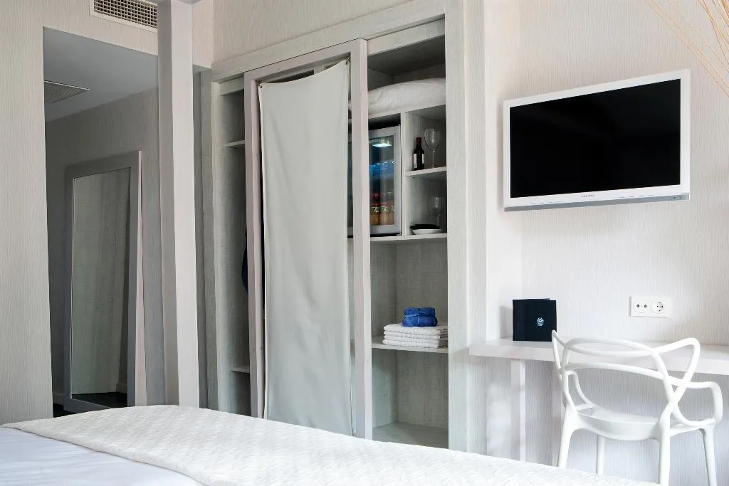 Double or Twin SUPERIOR Room, Blanco Hotel Formentera, Ibiza