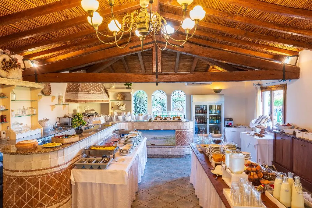 Restaurant, Li Suari Club Village, Olbia