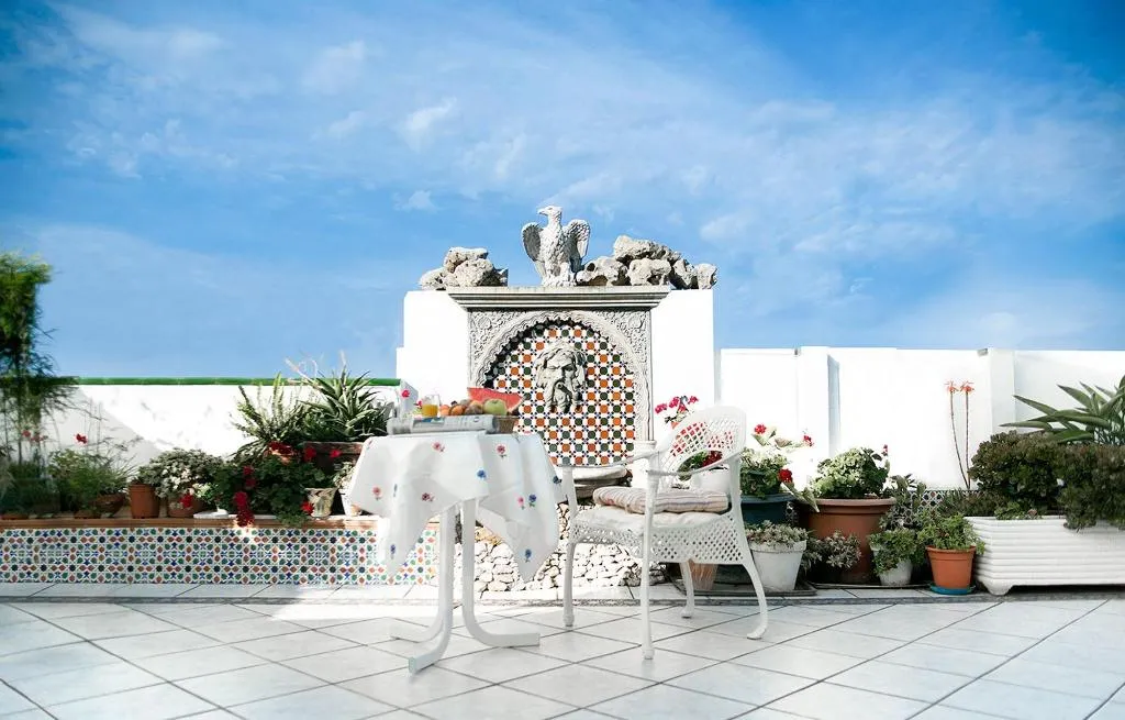 Terrace, Hostal Alhambra, Costa Del Sol