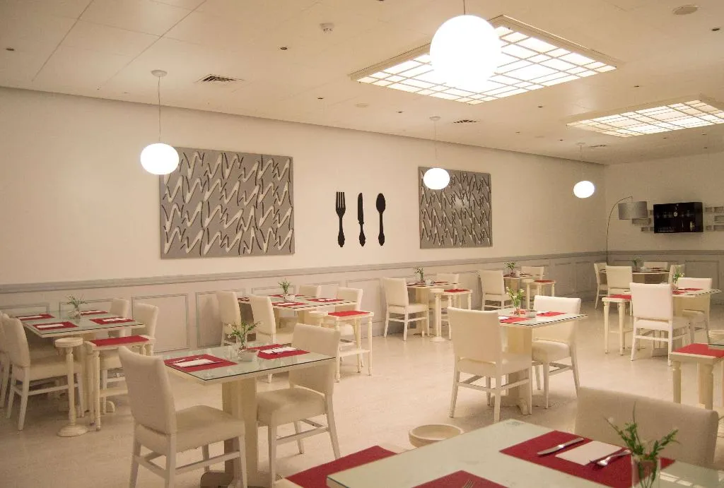 Restaurant, TRYP Montijo Parque Hotel, Lisbon