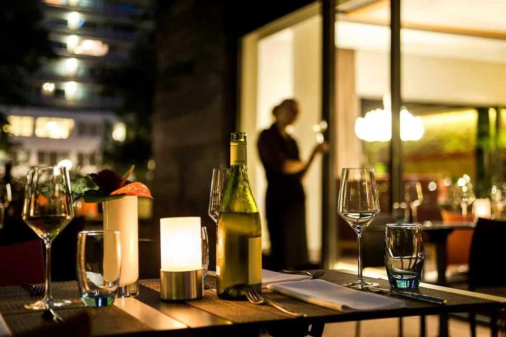 Bar, Novotel Amsterdam City, Amsterdam