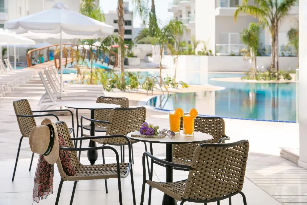 Bar, Vangelis Hotel & Suites, Cyprus