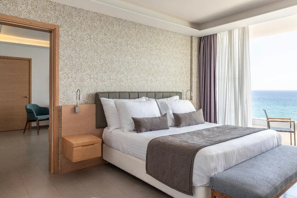 SUITE EXECUTIVE Room, Royal Apollonia, Cyprus