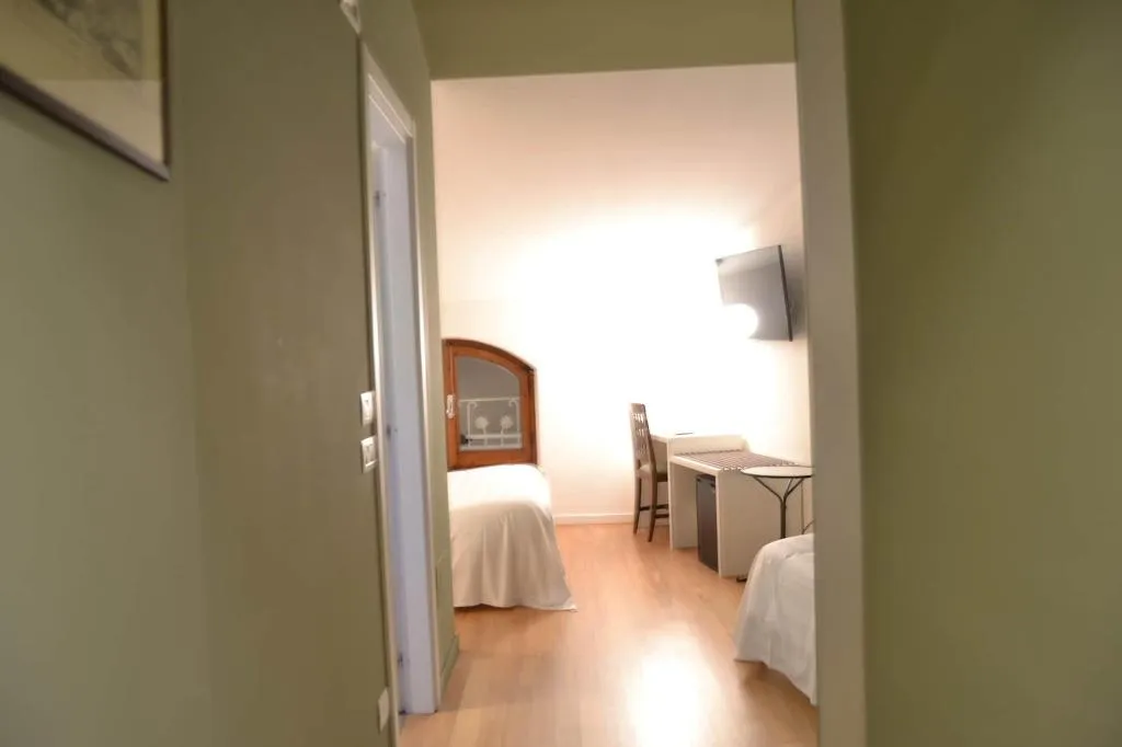 Room, Albergo Il Rientro, Perugia