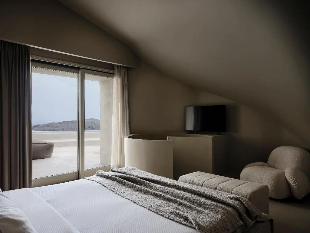 SUITE STANDARD Room, Andronis Concept, Santorini