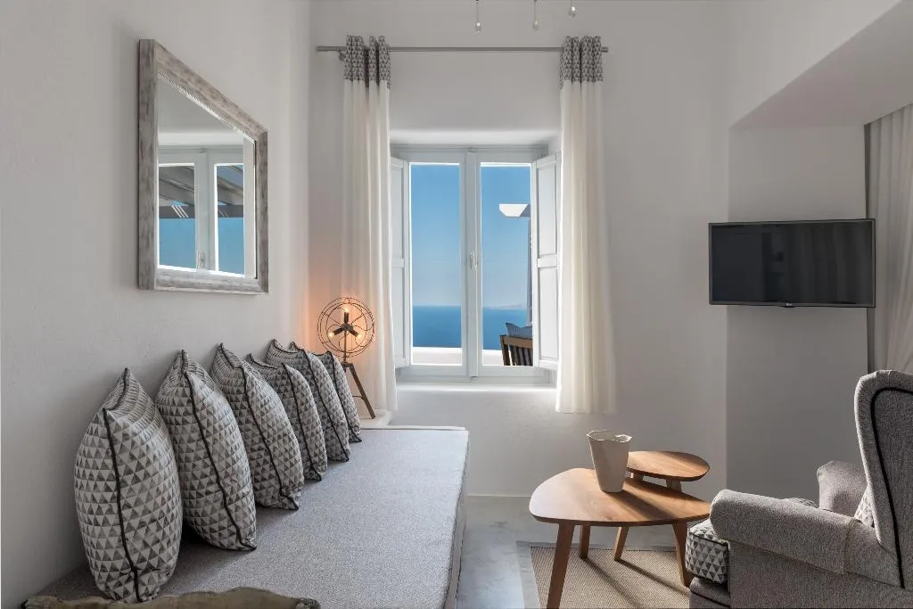 VILLA WITH PRIVATE POOL Room, Senses Luxury Villa, Santorini
