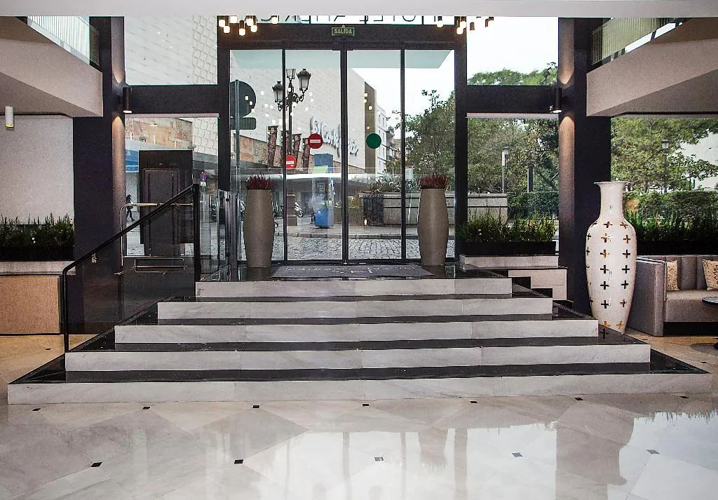 Lobby, America Sevilla, Seville