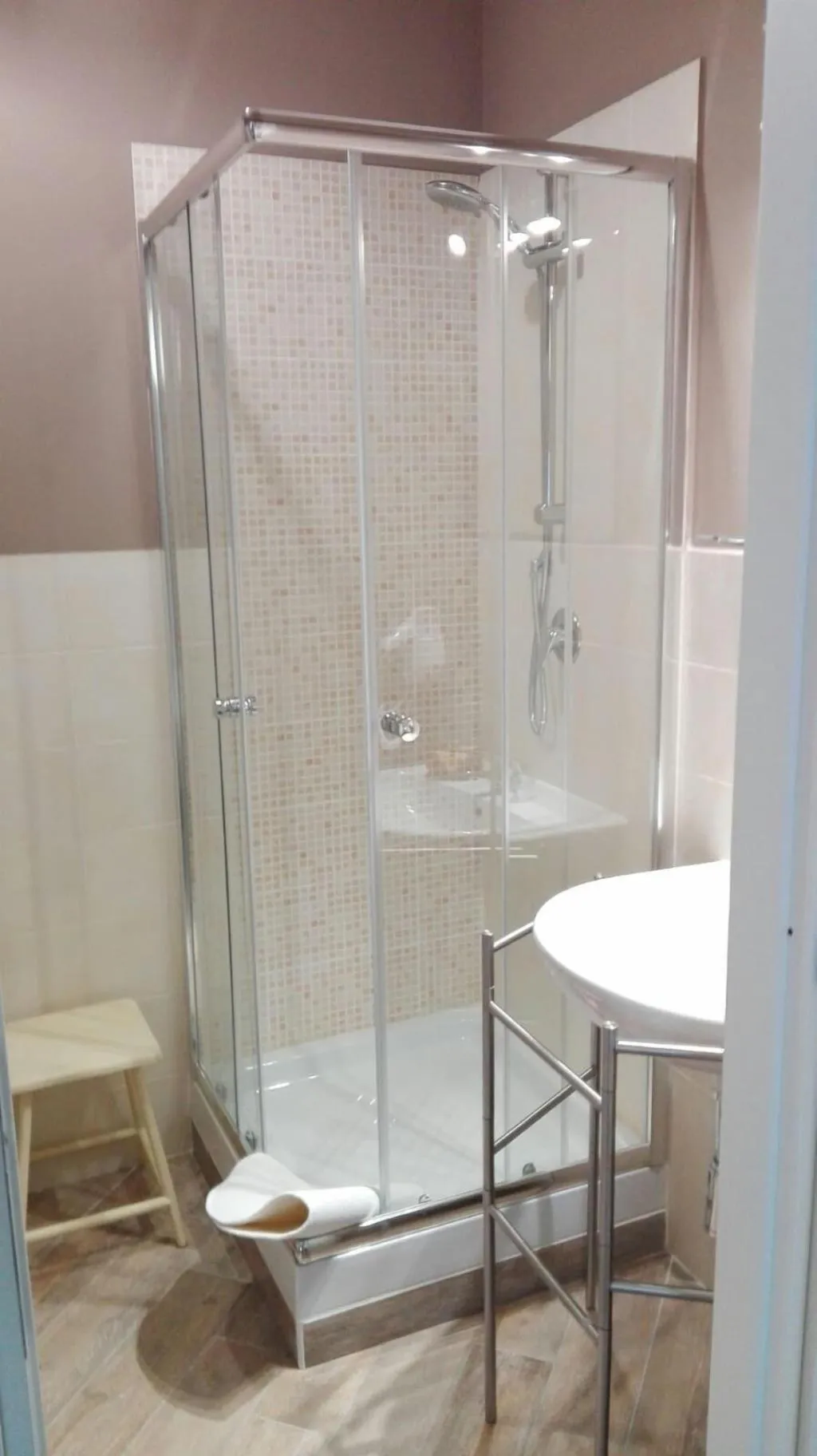 Room, My Sweet Rome, Rome