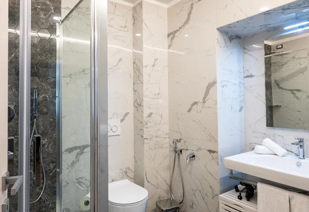 APARTMENT CAPACITY 6 Room, Kairos by Florence Art Apartments, Florence