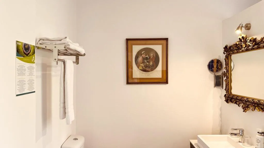 DOUBLE SUPERIOR QUEEN BED Room, Casa Do Jasmim By Shiadu, Lisbon