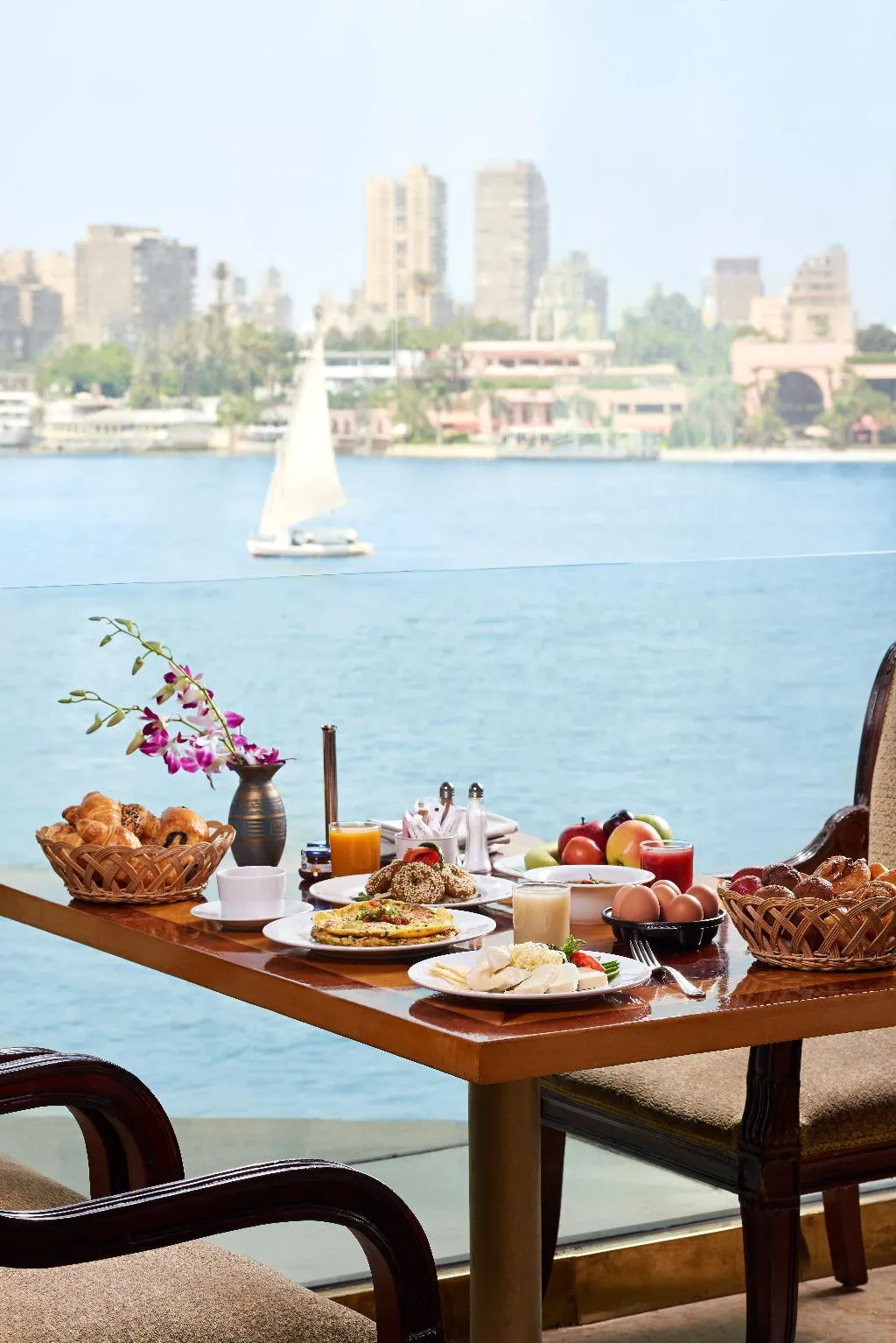 Restaurant, Hilton Cairo Grand Nile, Cairo