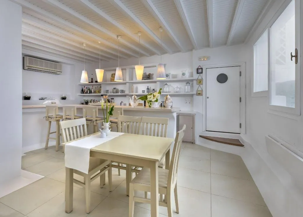 Restaurant, Carbonaki Hotel, Mykonos