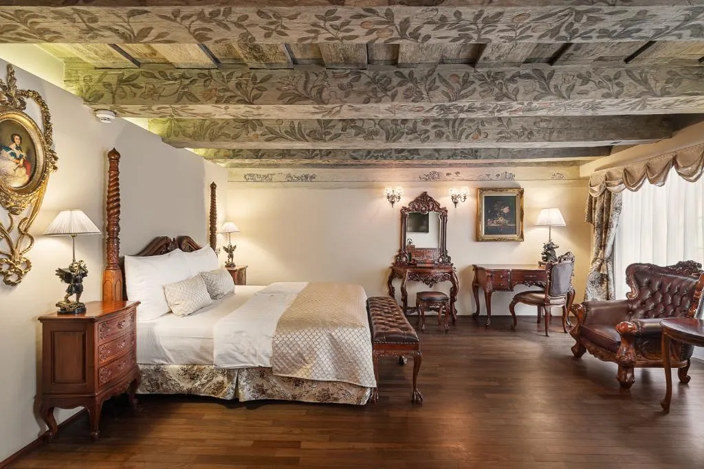 JUNIOR SUITE STANDARD Room, Iron Gate Hotel & Suites Prague by BHG, Prague