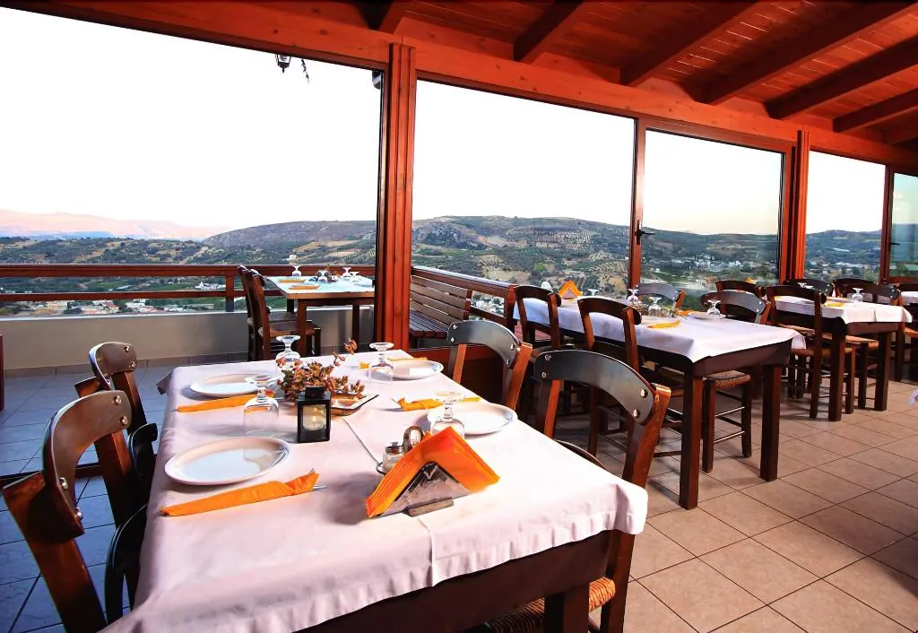 Restaurant, Earino, Crete