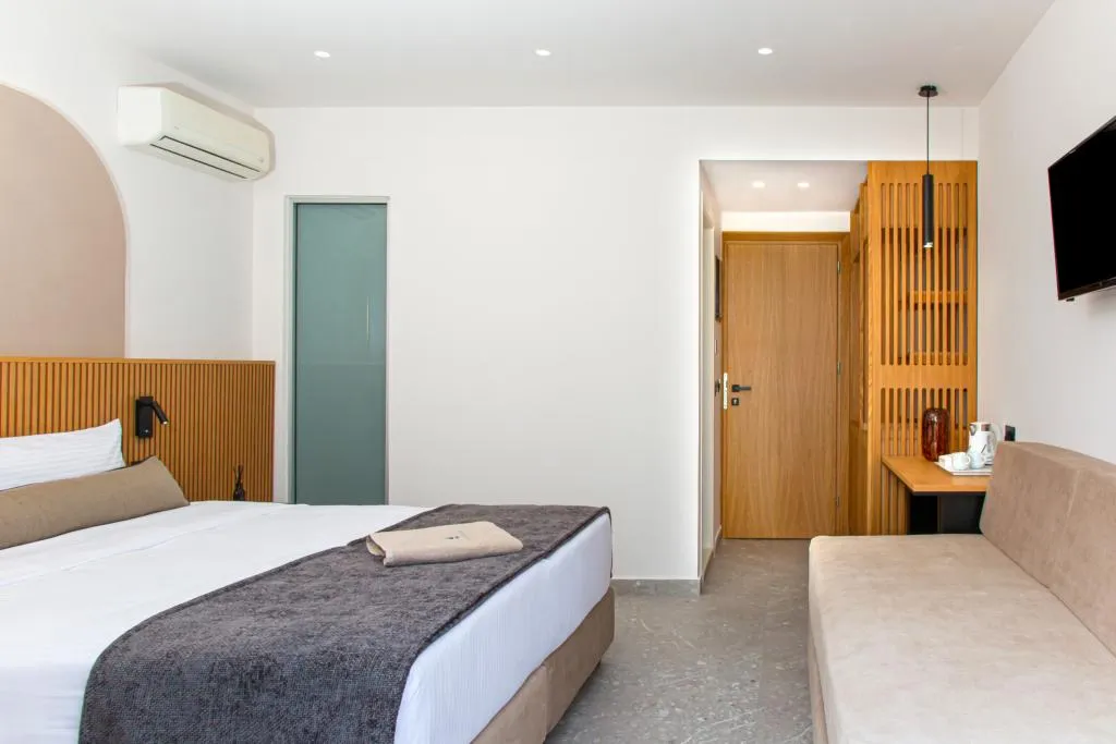 TRIPLE SUPERIOR SIDE SEA VIEW Room, Aeolos Beach, Crete