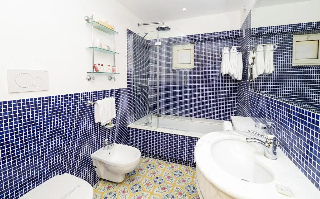 Room, Antiche Mura, Naples