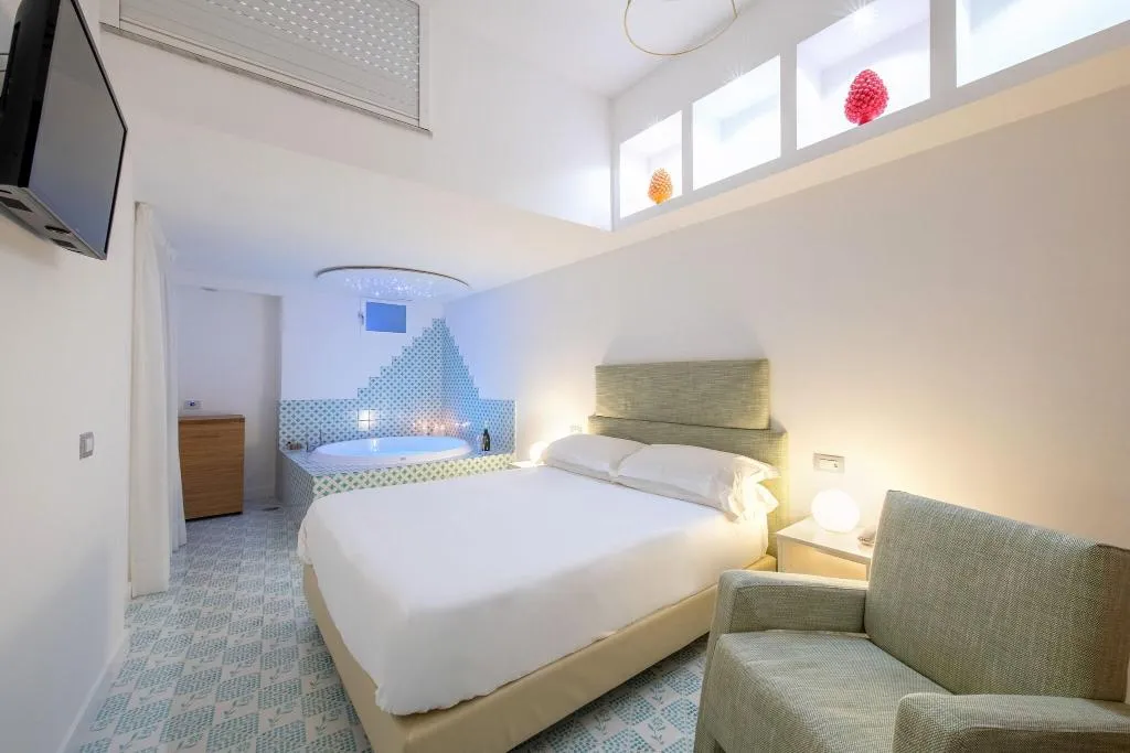 Room, Hotel Nice, Naples