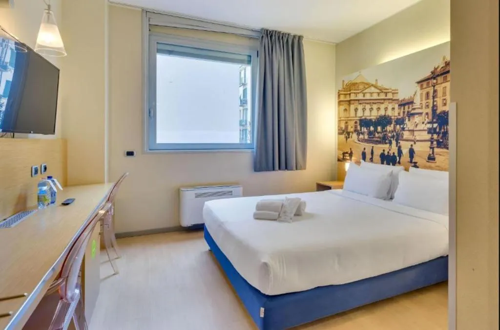 DOUBLE SUPERIOR Room, B&B Hotel Milano La Spezia, Milan