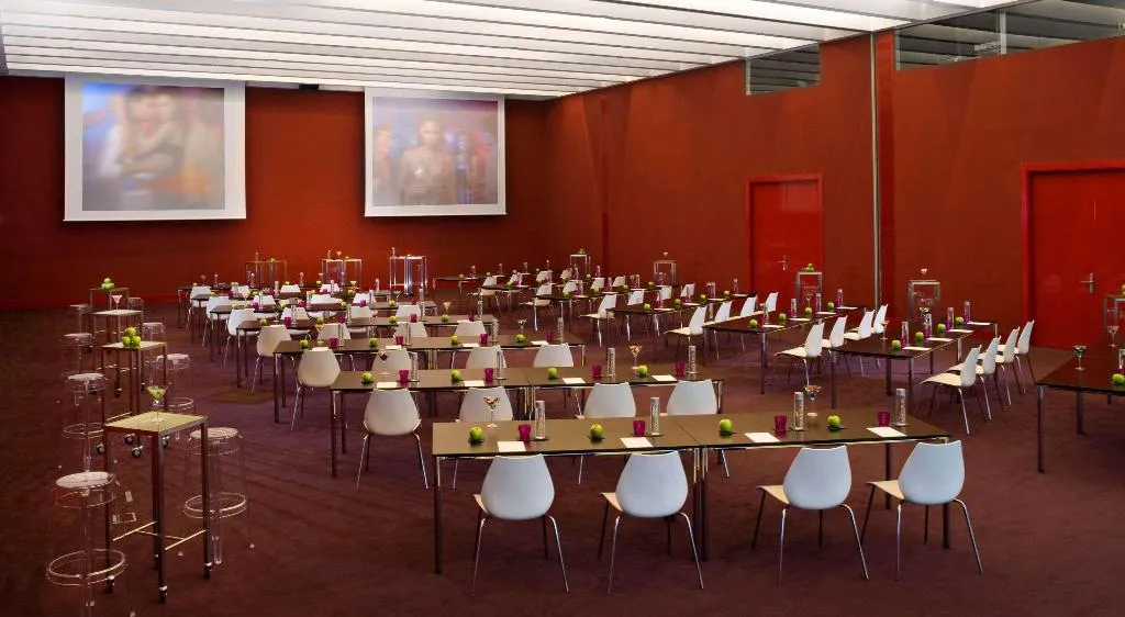 Conferences, The Level at Melia Barcelona Sky, Barcelona