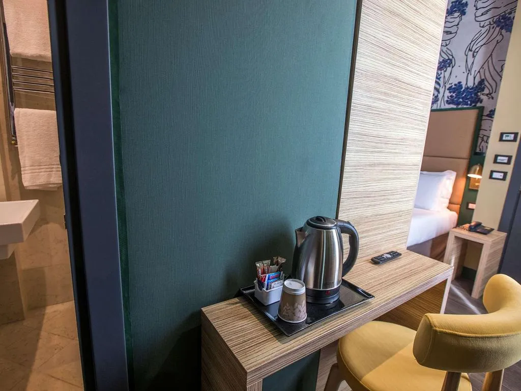 Room, Mercure Roma Centro St. John, Naples