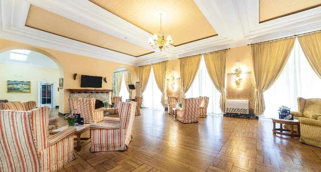 Sports and Entertainment, Hoteles Globales Reina Cristina, Costa De La Luz