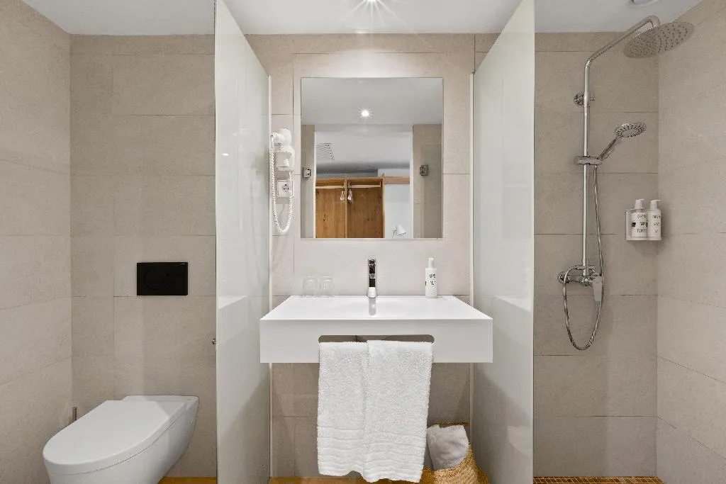 APARTMENT STANDARD Room, Palmanova Beach Apartments by TRH, Majorca