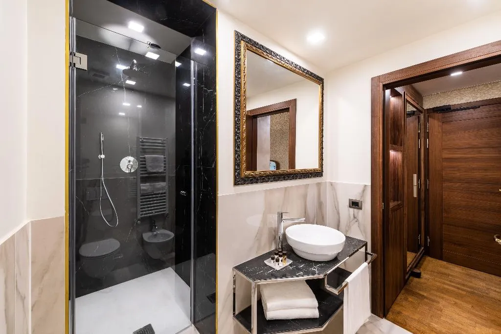 Double or Twin SUPERIOR WITH VIEWS Room, Palazzo San Lorenzo, Venice