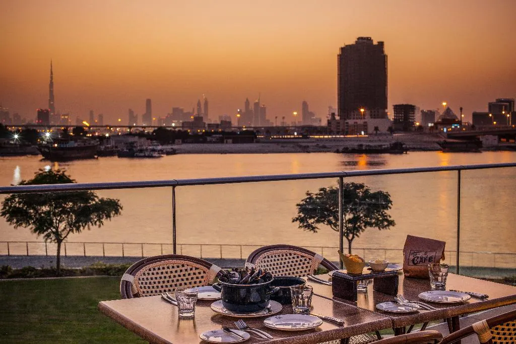 Restaurant, Crowne Plaza Dubai Festival City, Dubai