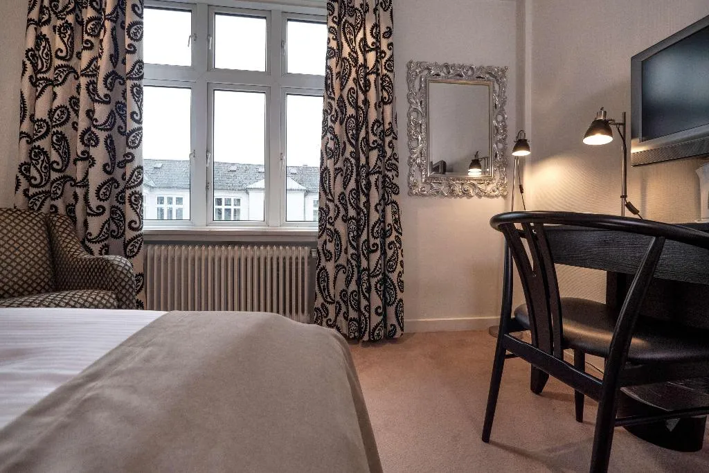 Room, Hotel Mayfair, Copenhagen