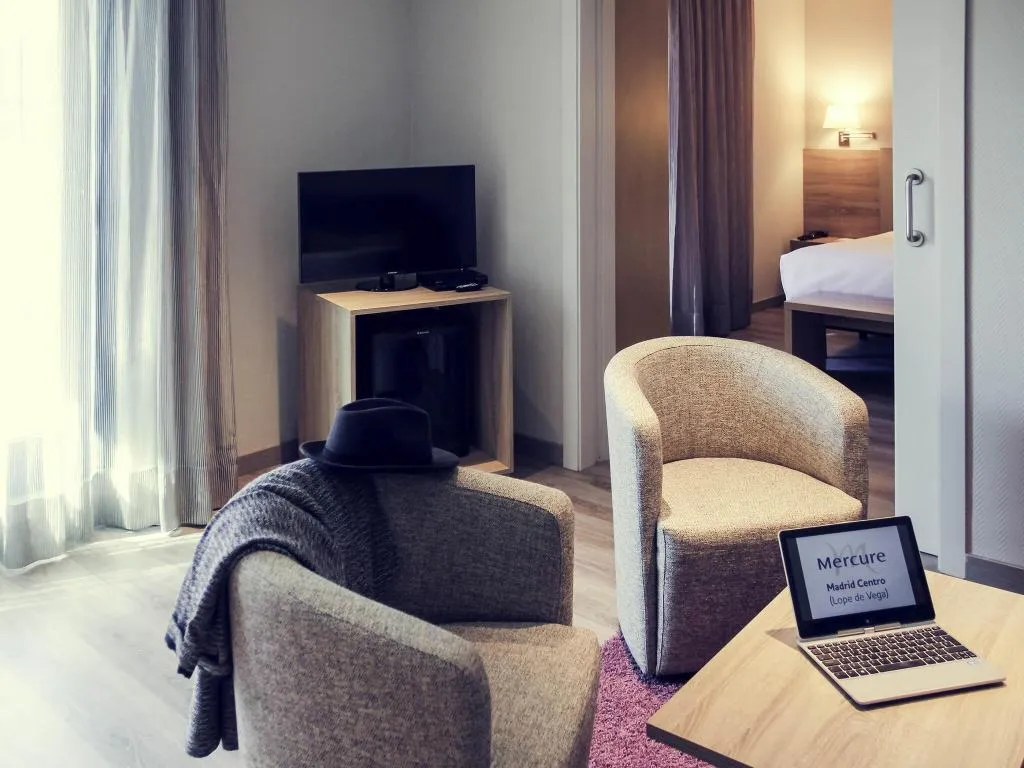 JUNIOR SUITE KING SIZE BED Room, Mercure Madrid Centro, Madrid