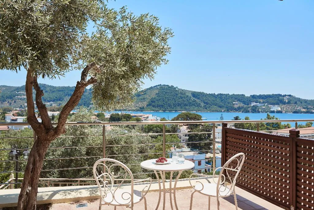 APARTMENT TWO BEDROOMS Room, Skiathos  Living by GHH, Skiathos