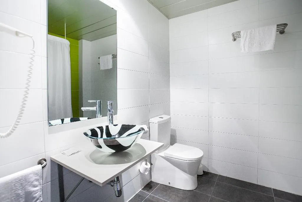 APARTMENT THREE BEDROOMS Room, Hotel Acacias Suites & Spa, Costa Brava