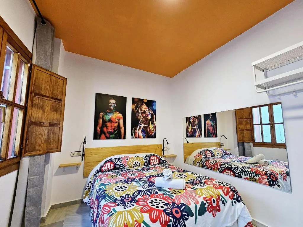 Room, Arc House Plaza, Seville