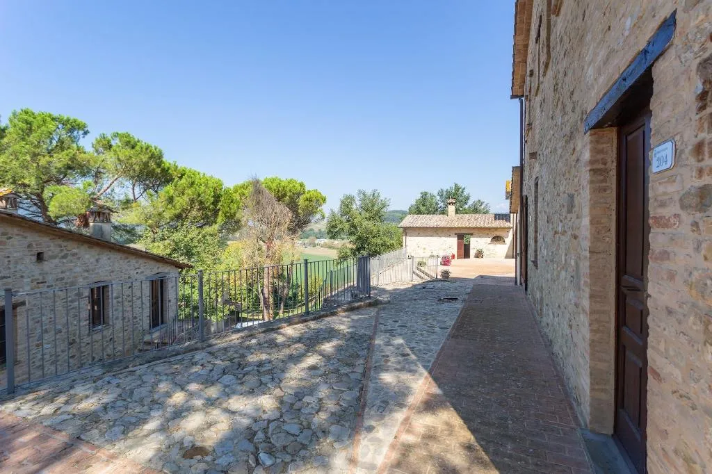 General view, Gh Borgo Pulciano Agriturismo, Perugia