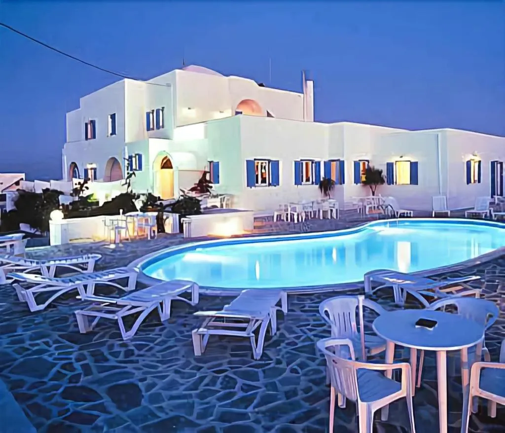 Sports and Entertainment, Hotel Babis, Santorini