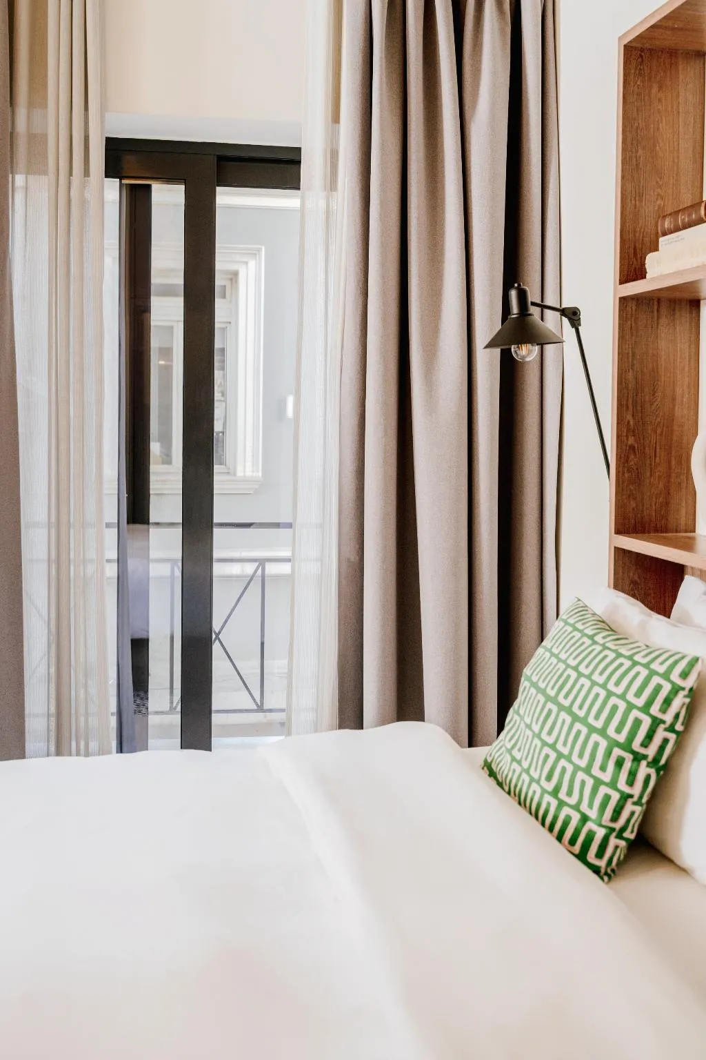 DOUBLE SUPERIOR WITH DOUBLE BED Room, Next Door Athens, Athens
