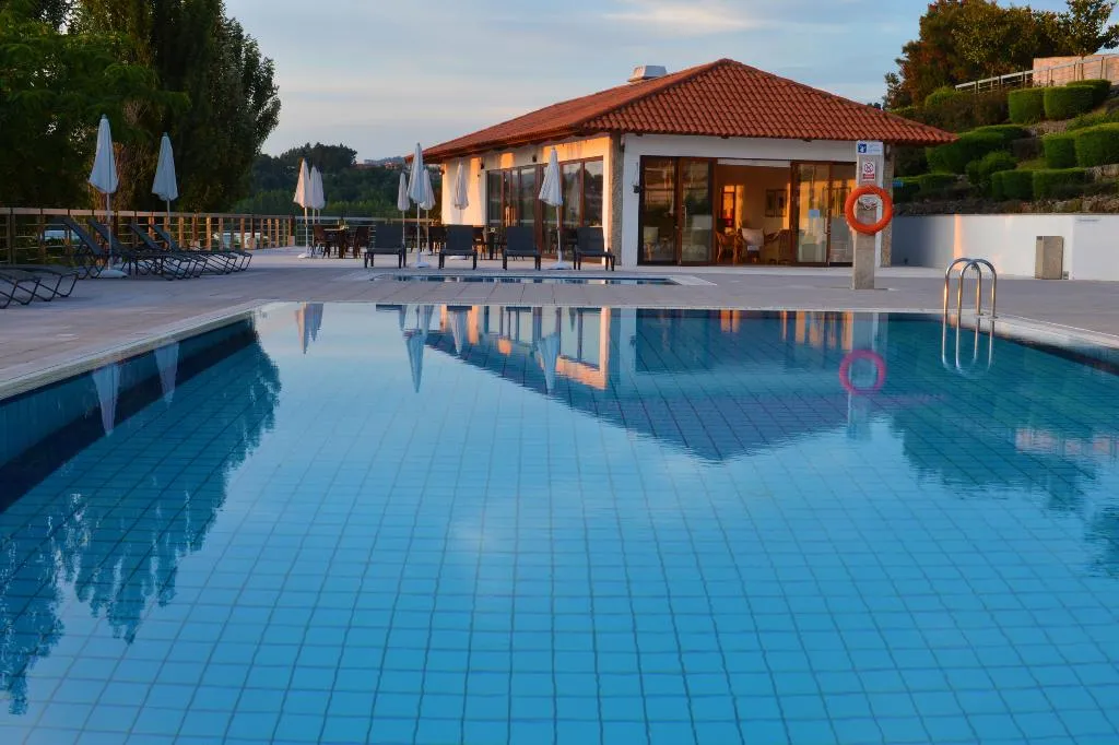 Pool, Pousada Mosteiro de Guimaraes - Monument Hotel, Porto