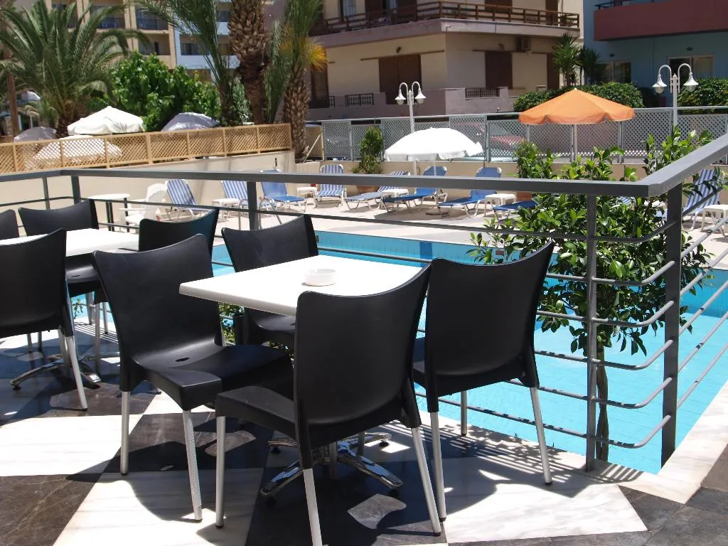 Terrace, Kleoniki Mare, Crete
