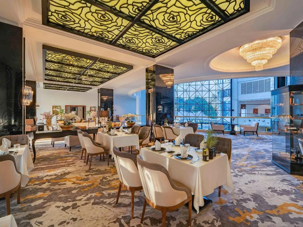 Restaurant, Rixos Downtown Antalya L.O.L.ThemePark Free Access, Antalya