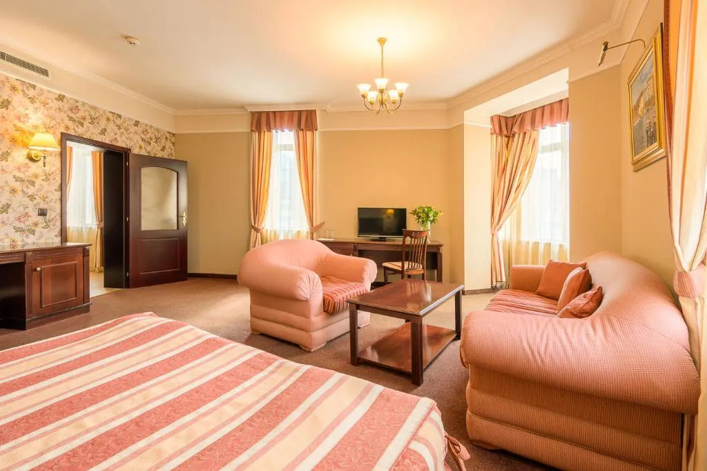 STUDIO STANDARD Room, Boutique Splendid, Varna