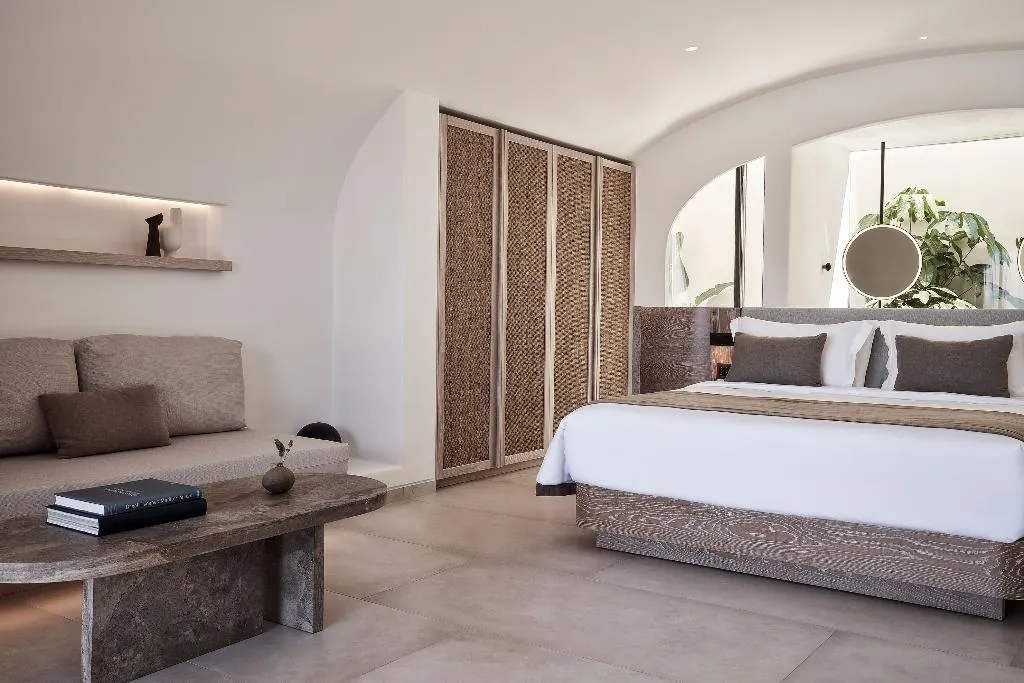 SUITE LUXURY Room, Canaves  Epitome, Santorini