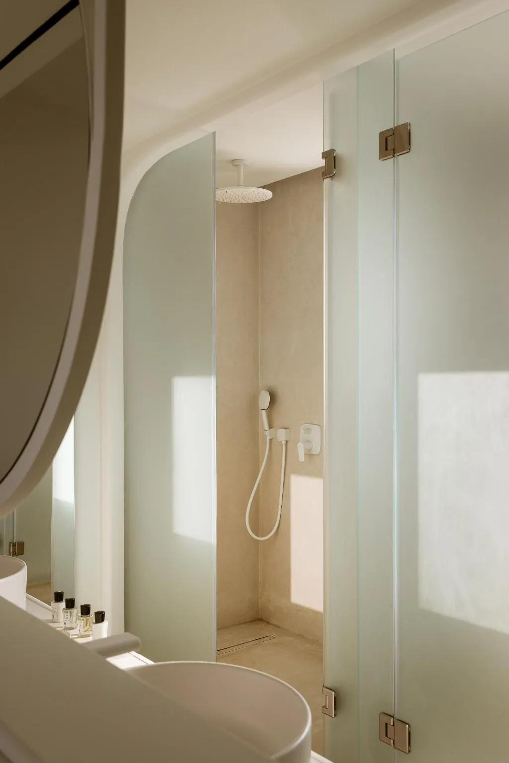 SUITE WITH JACUZZI Room, Lovia Mykonos, Mykonos