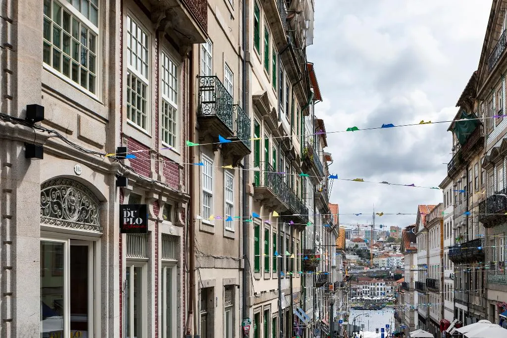 General view, Icon Duplo Ribeira, Porto