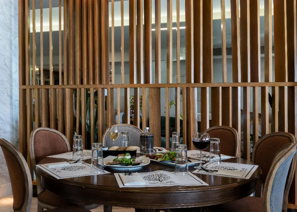 Restaurant, Coral, Athens