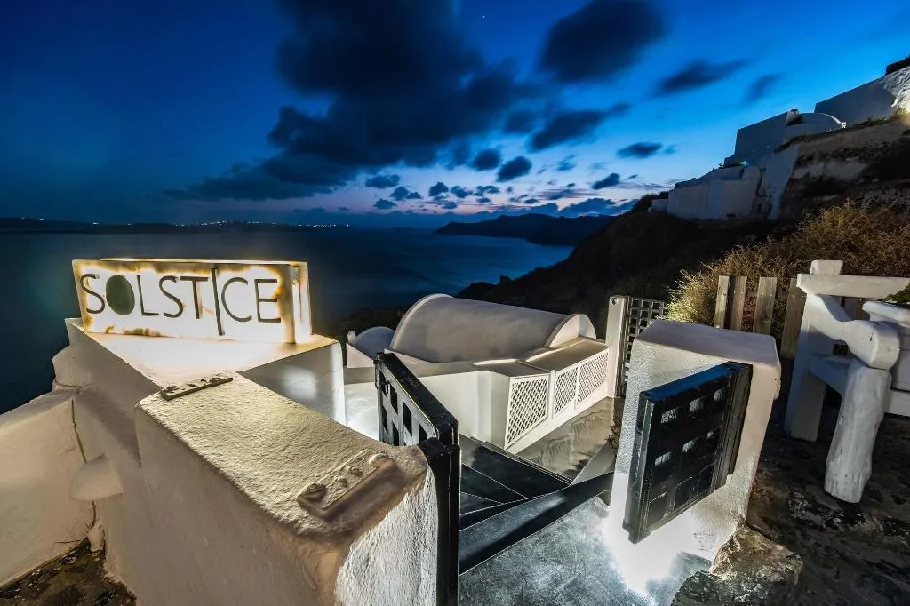 General view, Solstice Luxury Suites, Santorini