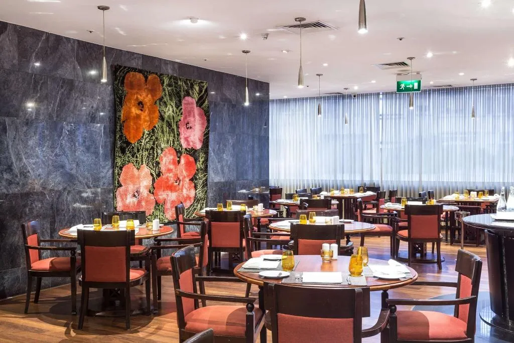 Restaurant, Radisson Blu Hotel, Lisbon, Lisbon